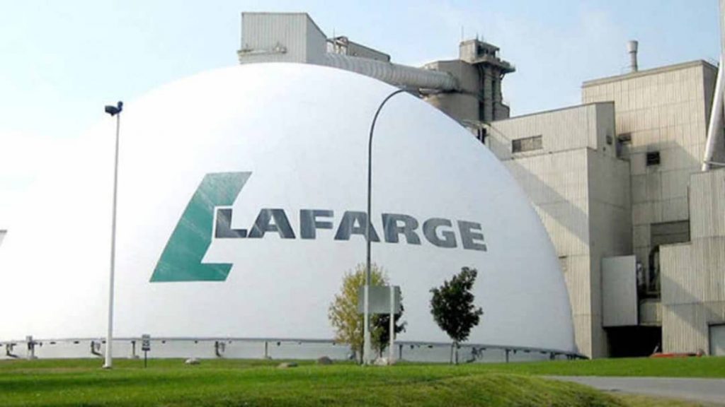 Since the launch of its Corporate Social Responsibility (CSR) Day in 2006, Lafarge Africa has continued to live up to its billing of improving the living standard of its host Southwest communities in Southwest starting from Ewekoro and Sagamu in Ogun State with the provision of basic business & vocational skills, start-up kits, education grants, community projects, agricultural fund, healthcare and education facilities, among others, on a yearly basis.
