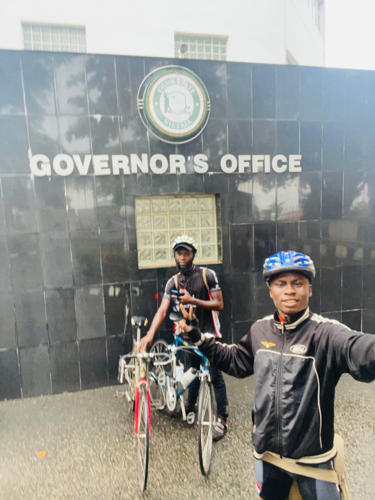 As a confirmation of their love for cycling, Fajigbesi Roid and Adewale Abdulbasit Fadipe from Ijebu waterside and Sagamu conduct a cycling tour from Abeokuta to Ado-Ekiti and back.