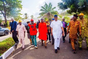 Gov. Dapo Meets With Health Workers in Ogun State 