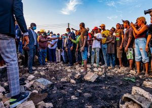 Gov. Sanwo-Olu Visits Akere Auto Parts Market Fire Scene, Commiserate with Family of the Deceased 