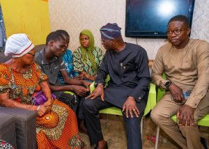 Sanwo-Olu Visit Families of Those Who Lost Their Lives in the Lagos Train -BRT Accident