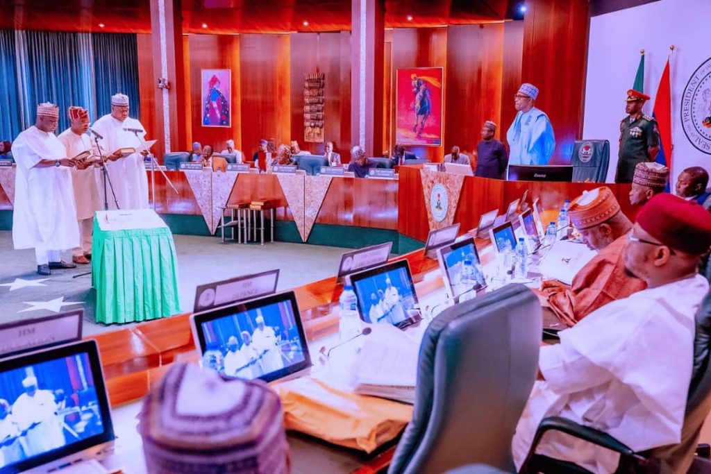President Buhari Swears in Six New Permanent Secretaries