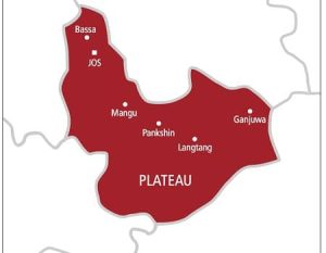 Plateau Protesters Block Jos-Abuja Highway Over Gunmen Attack