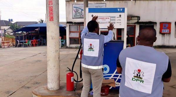 Osun State Government Threatens to Seal Off Fuel Stations Hoarding Petrol
